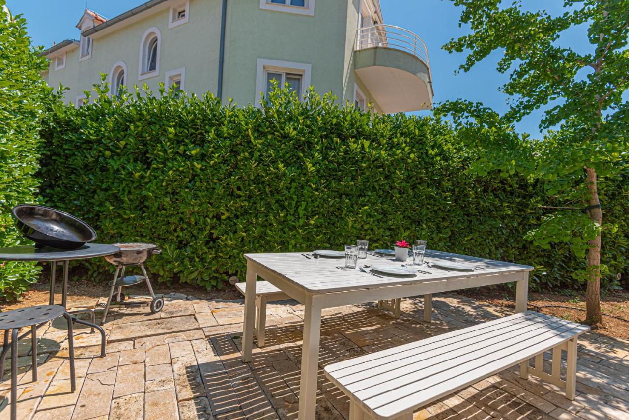 Apartments Villa Tribunj Tribalj 외부 사진