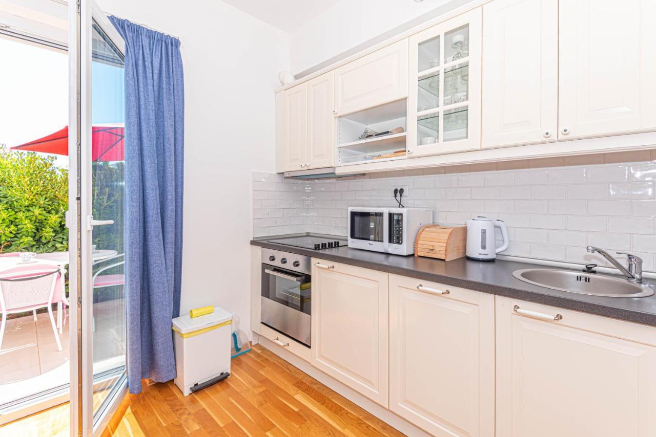 Apartments Villa Tribunj Tribalj 외부 사진