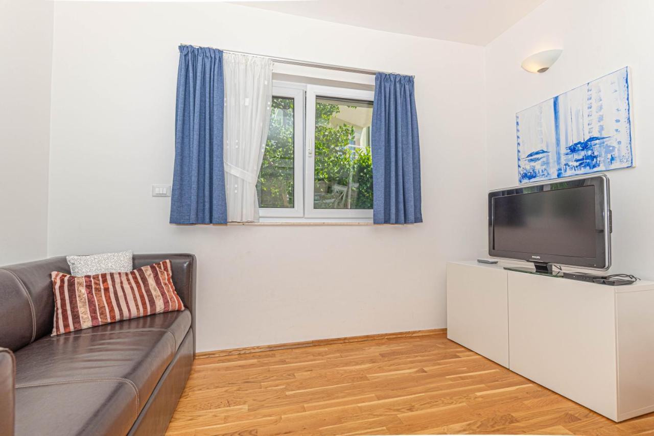Apartments Villa Tribunj Tribalj 외부 사진