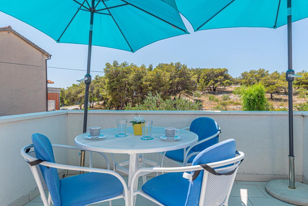 Apartments Villa Tribunj Tribalj 외부 사진