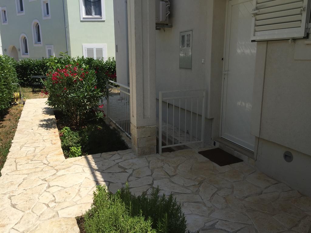 Apartments Villa Tribunj Tribalj 외부 사진