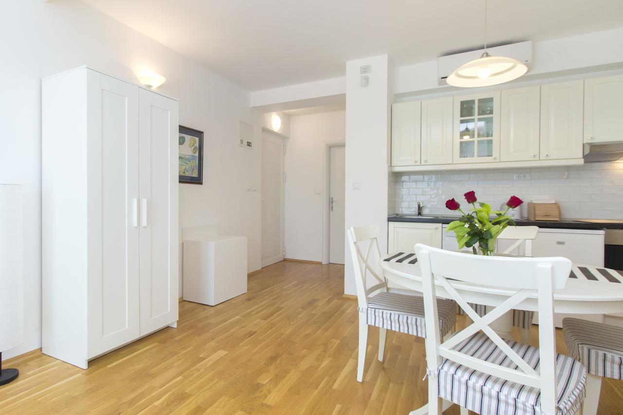 Apartments Villa Tribunj Tribalj 외부 사진