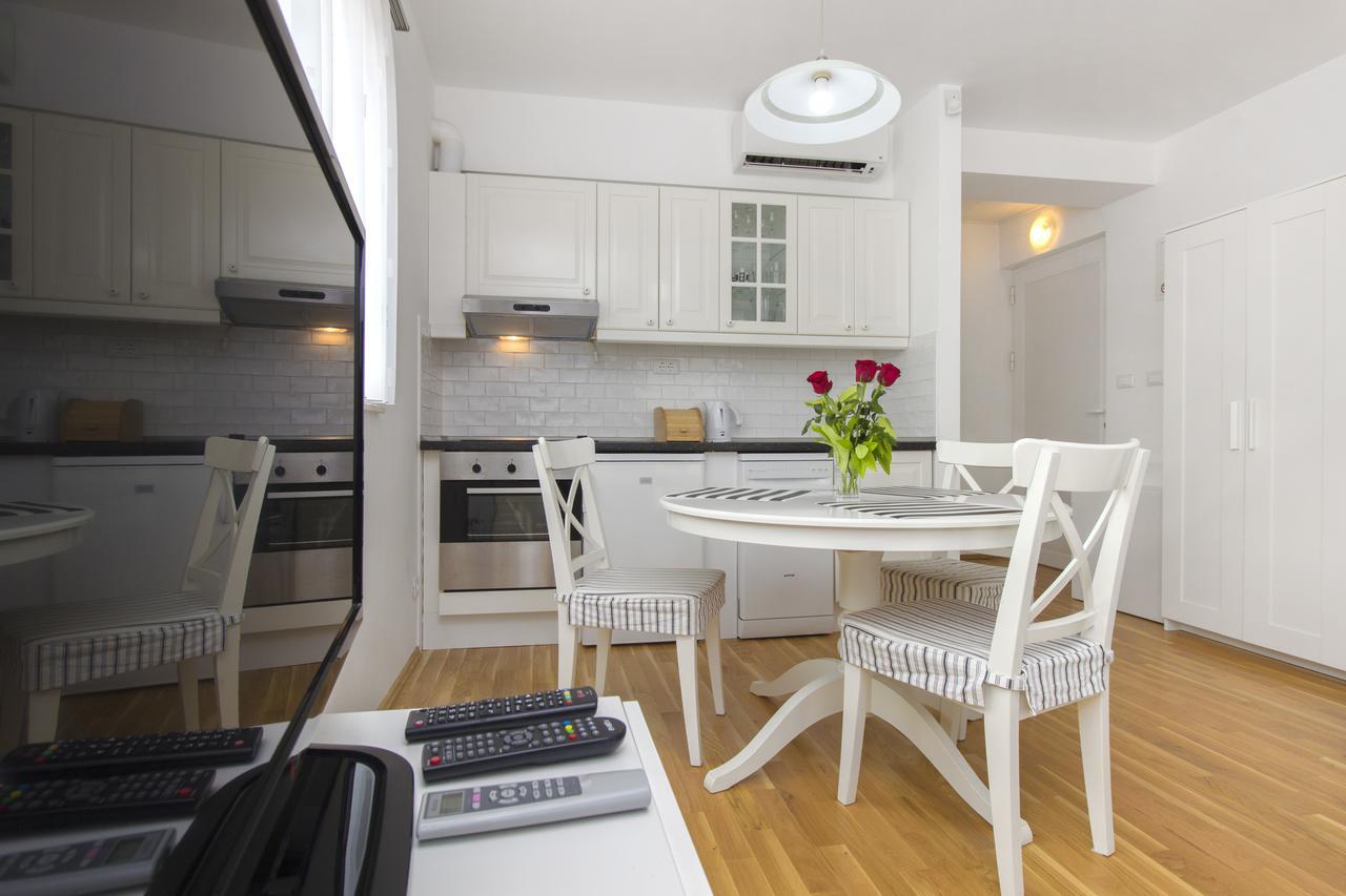 Apartments Villa Tribunj Tribalj 외부 사진