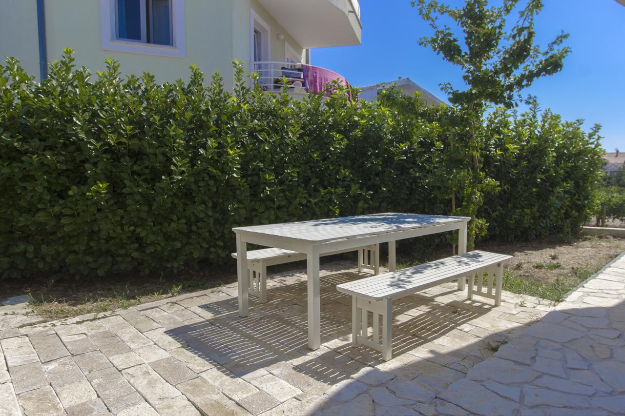 Apartments Villa Tribunj Tribalj 외부 사진