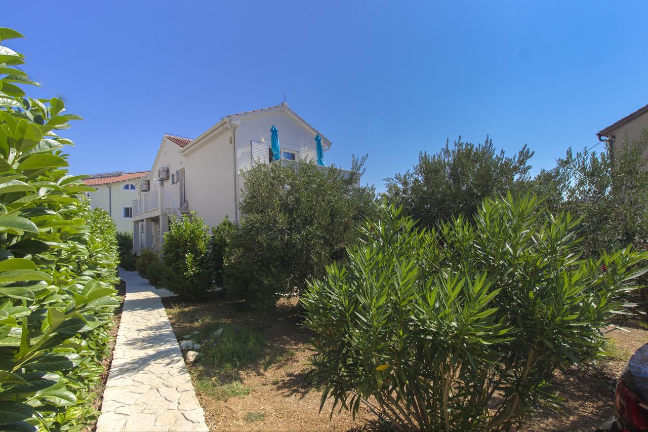 Apartments Villa Tribunj Tribalj 외부 사진