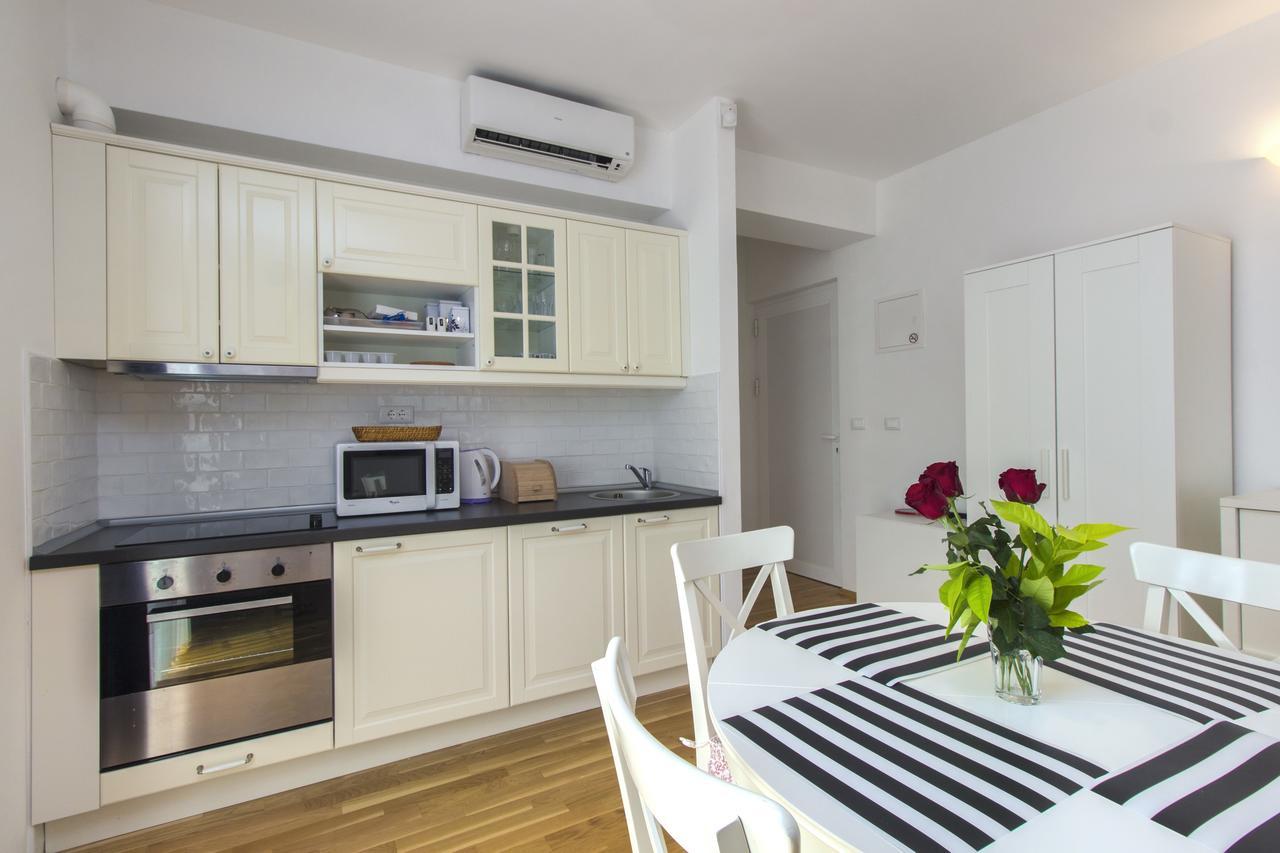 Apartments Villa Tribunj Tribalj 외부 사진